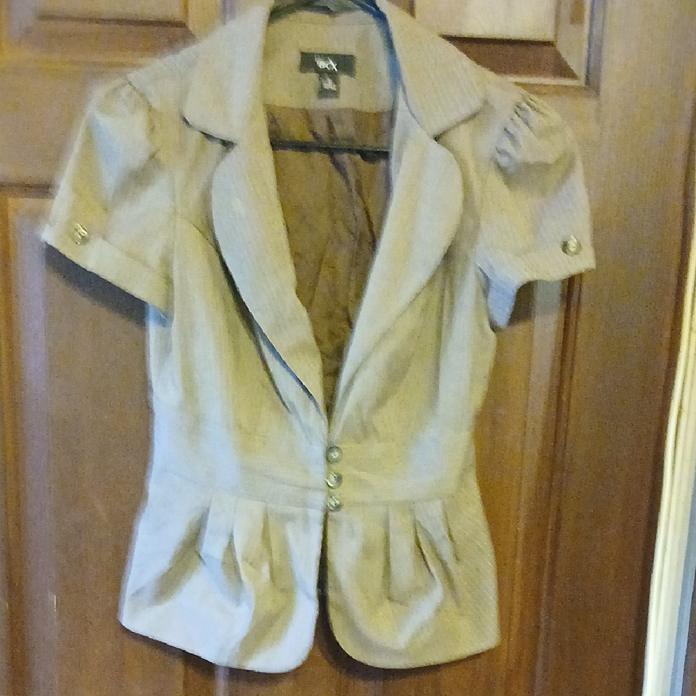 Women's Tan Short Sleeve Blazer
